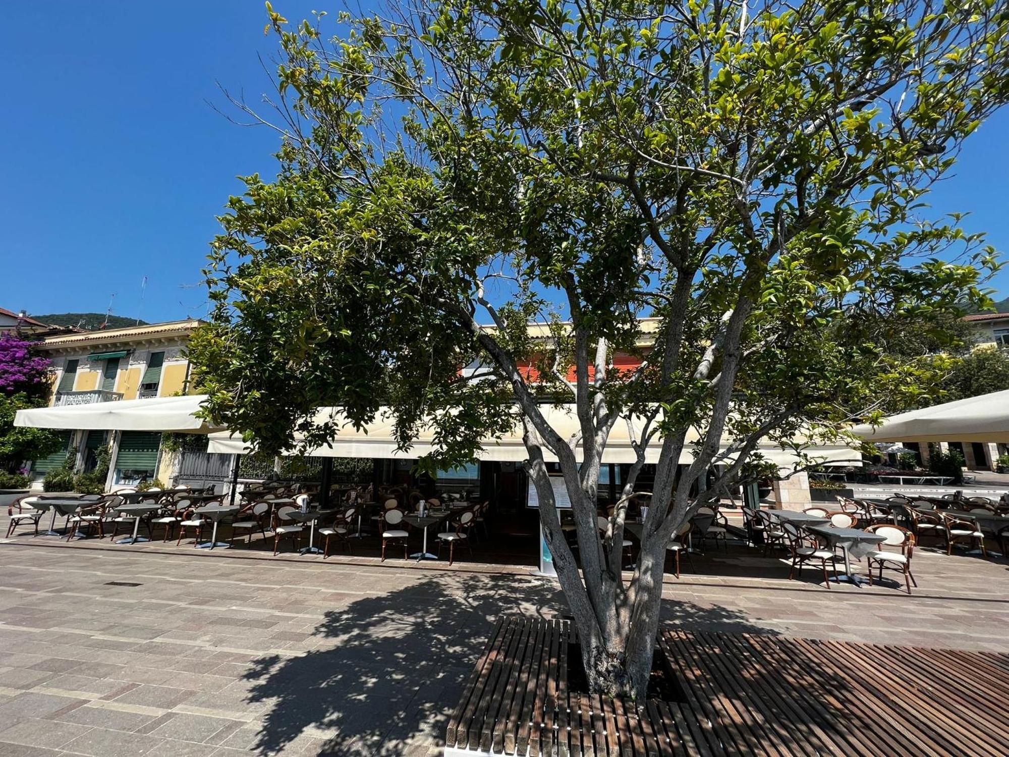 Camere Al Veliero Gardone Riviera Buitenkant foto